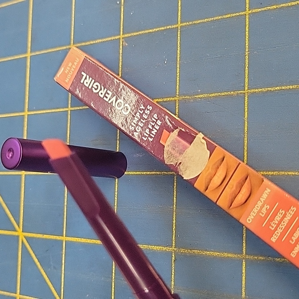 Covergirl Lip Flip Liner Pencil New In Box 270 Loving Rose 0.3h